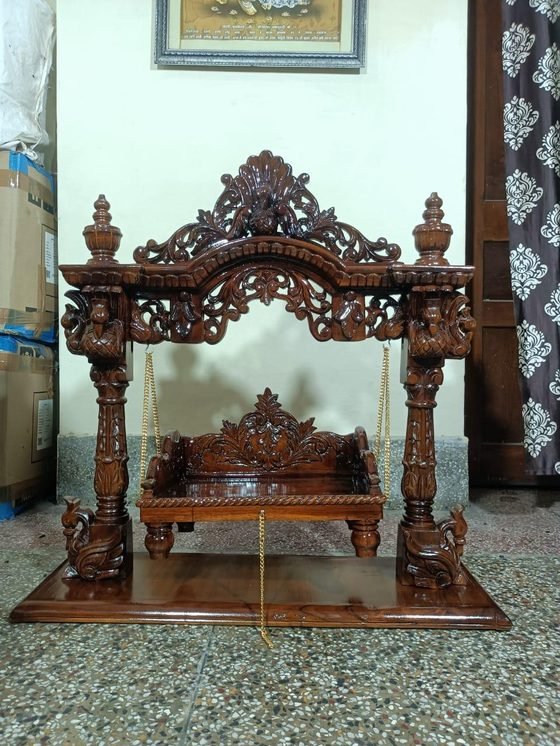 Mandir Style Jhula – Grand