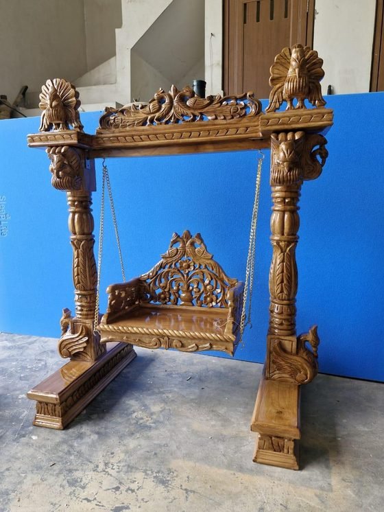 Peacock Jhula – Natural Wood