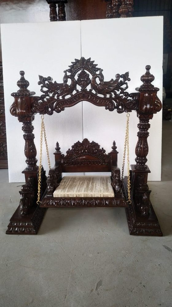 Rajwadi Jhula – Cushioned